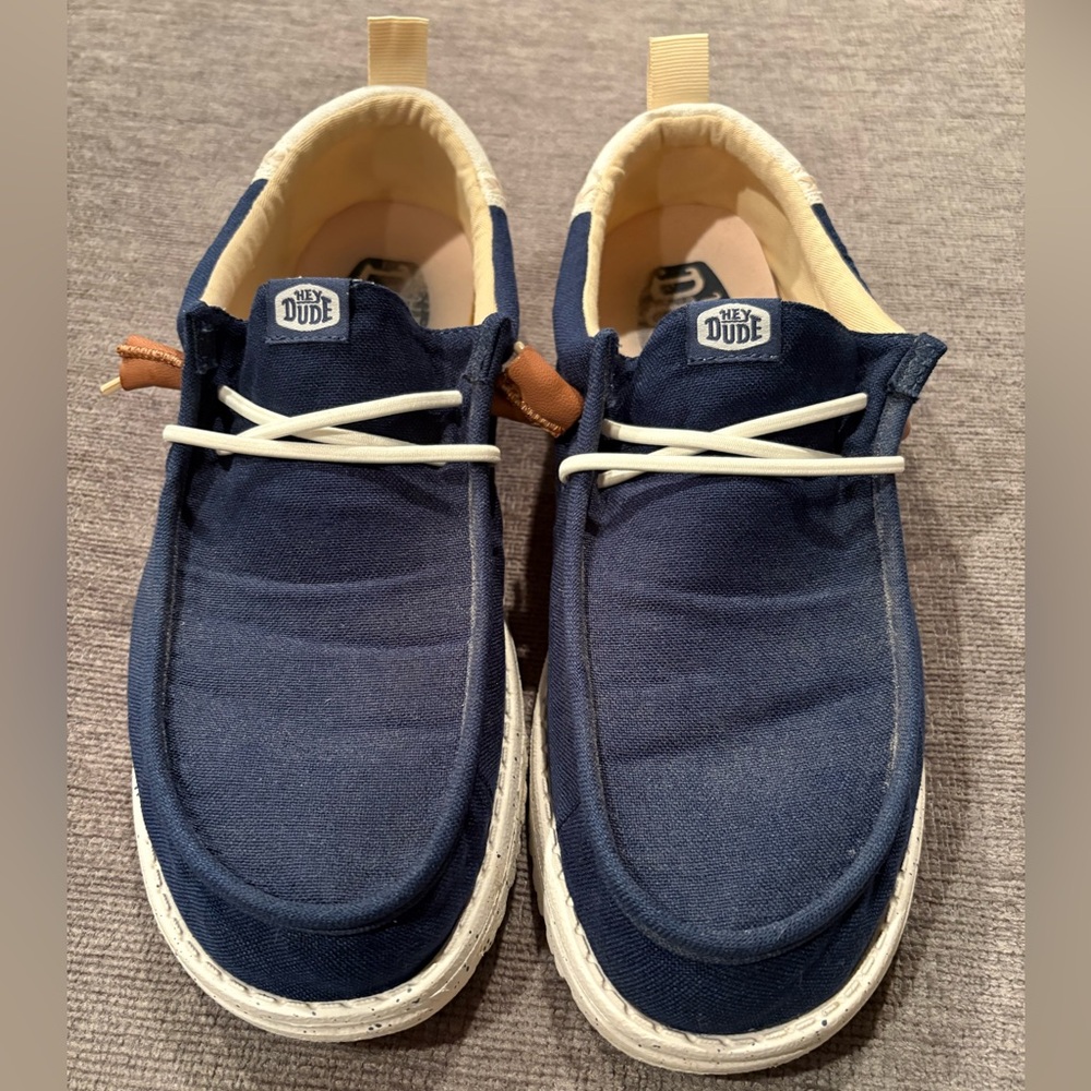 Hey Dude shoes size 13